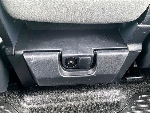 Used 2024 Ford F350 XLT image 34