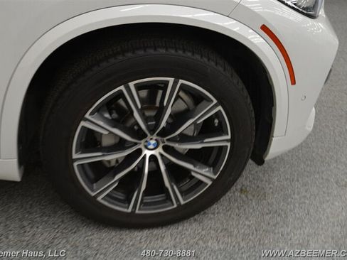 Used 2019 BMW X5 xDrive40i w/ M Sport Package AWD/4WD image 50