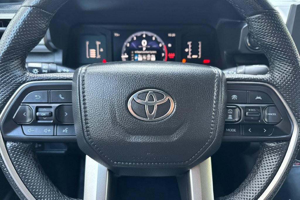 Certified 2026 Toyota Tacoma SR5 AWD/4WD image 21