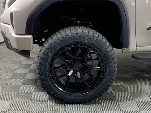 New 2026 GMC Sierra 1500 AT4 w/ AT4 Premium Package image 13