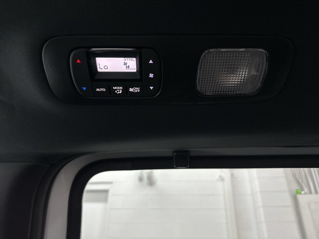 Used 2024 Honda Odyssey Sport image 31