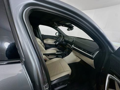 Used 2025 BMW X2 xDrive28i w/ Convenience Package image 31