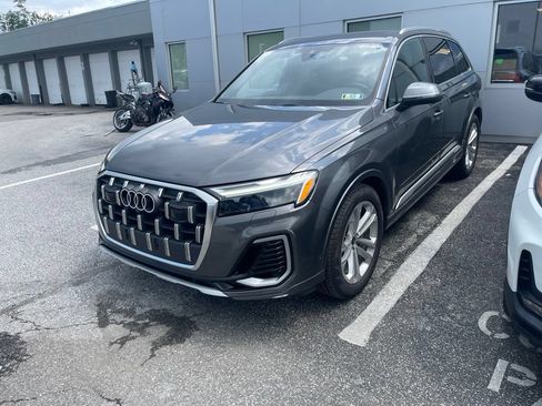 Used 2026 Audi Q7 3.0T Premium Plus w/ Premium Plus Package AWD/4WD image 3