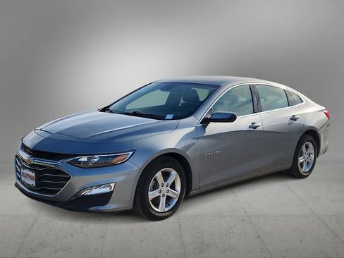 Used 2024 Chevrolet Malibu LT image 1