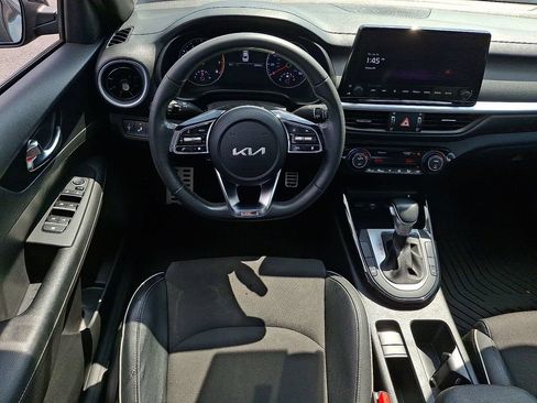 Used 2023 Kia Forte GT-Line w/ GT-Line Premium Package FWD image 12