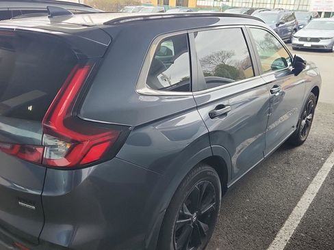 Used 2023 Honda CR-V Sport Touring image 3