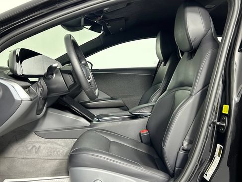Used 2024 Lucid Air Touring AWD/4WD image 30