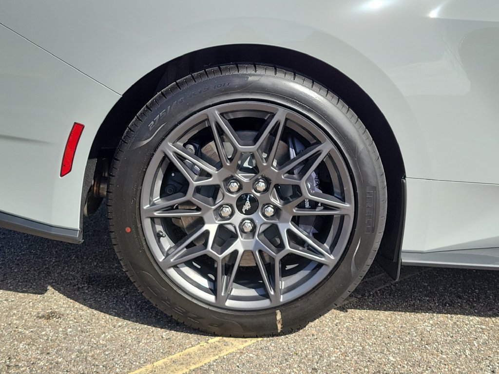 New 2026 Ford Mustang GT Premium w/ GT Performance Package RWD image 6