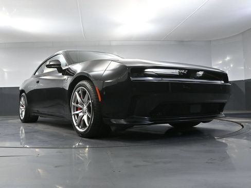 Used 2024 Dodge Charger Daytona Scat Pack w/ Plus Group AWD/4WD image 51