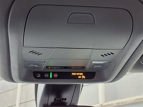 New 2026 Chevrolet Blazer LT image 10