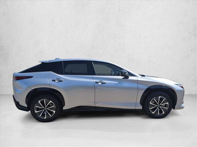 Used 2023 Lexus RZ 450e Premium AWD/4WD image 4