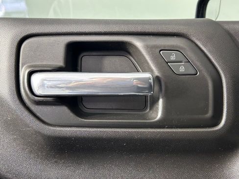 Used 2019 Chevrolet Silverado 1500 Custom Trail Boss image 27