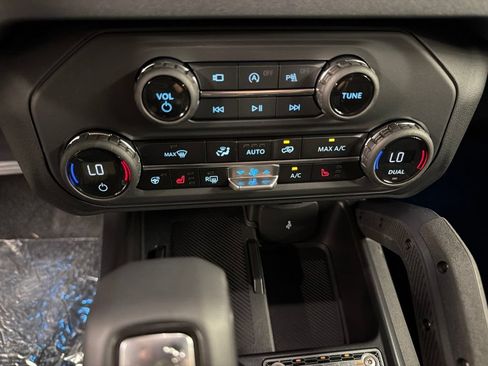New 2026 Ford Bronco Raptor AWD/4WD image 14