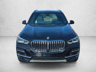 Used 2022 BMW X5 sDrive40i w/ Luxury Seating Package video 2