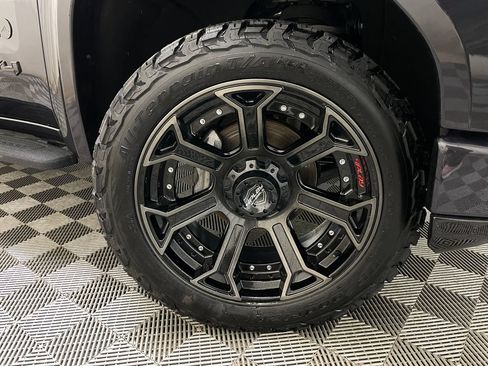 Certified 2022 GMC Sierra 1500 AT4 w/ AT4 Premium Package AWD/4WD image 57