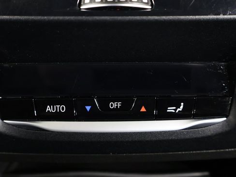 Used 2023 BMW X4 xDrive30i w/ M Sport Package image 40