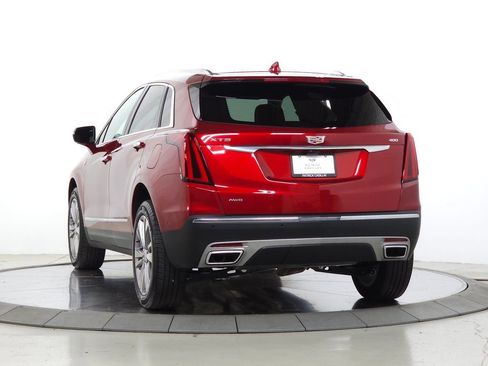 Certified 2024 Cadillac XT5 Premium Luxury w/ Technology Package AWD/4WD image 3