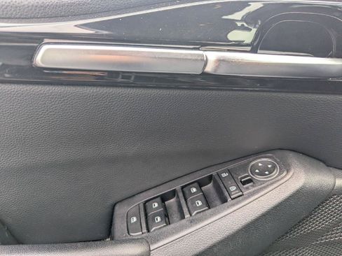 Used 2021 Kia Seltos S AWD/4WD image 22