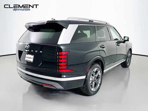 New 2026 Hyundai Palisade Limited FWD image 6