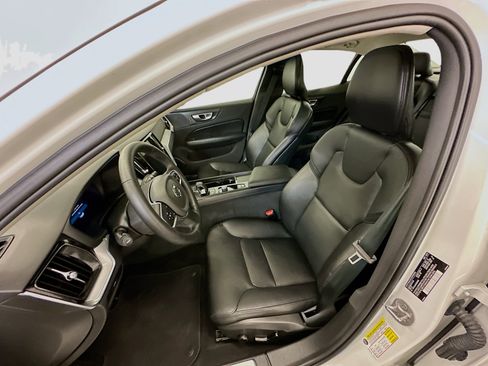 Used 2025 Volvo S60 B5 Core image 13