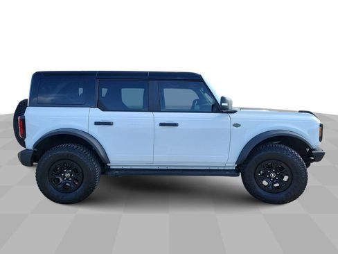 Used 2024 Ford Bronco Wildtrak image 9