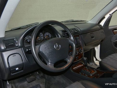 Used 2004 Mercedes-Benz ML 350 4MATIC image 11