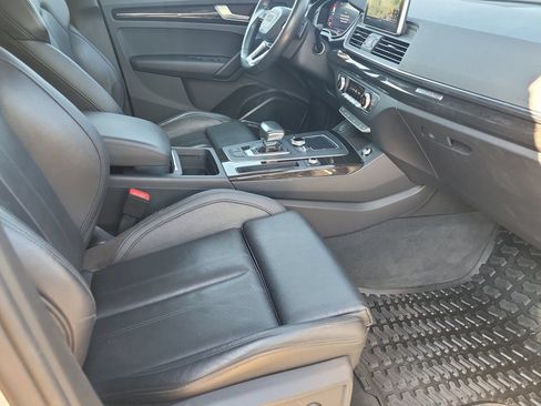 Used 2018 Audi Q5 2.0T Premium Plus w/ Premium Plus Package AWD/4WD image 12