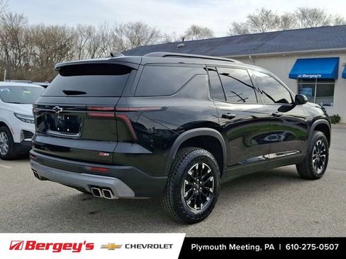 Certified 2026 Chevrolet Traverse Z71 w/ LPO, Floor Liner Package AWD/4WD image 8