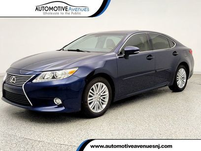 Used 2015 Lexus ES 350 w/ Luxury Package