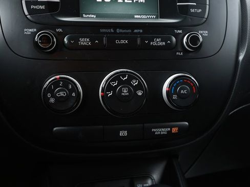 Used 2016 Kia Soul + w/ Designer's Package FWD image 18