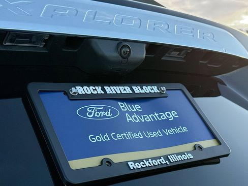 Used 2023 Ford Explorer XLT w/ Equipment Group 202A image 14