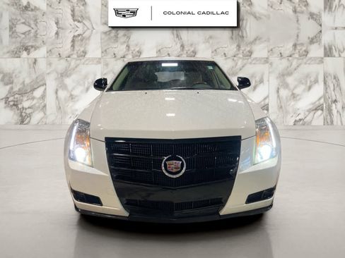 Used 2011 Cadillac CTS Premium image 2