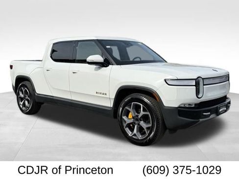 Used 2022 Rivian R1T Adventure AWD/4WD image 1