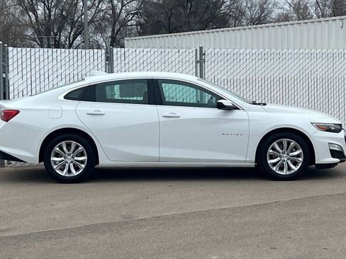 Used 2024 Chevrolet Malibu LT FWD image 3