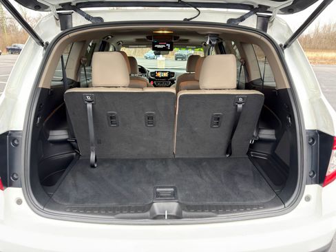 Used 2022 Honda Pilot Touring image 37