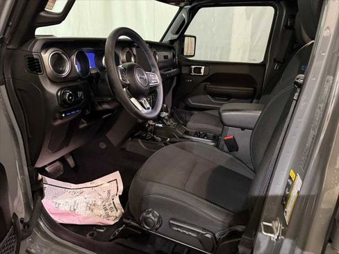 Certified 2023 Jeep Wrangler Unlimited Rubicon 4xe w/ Cold Weather Group image 19