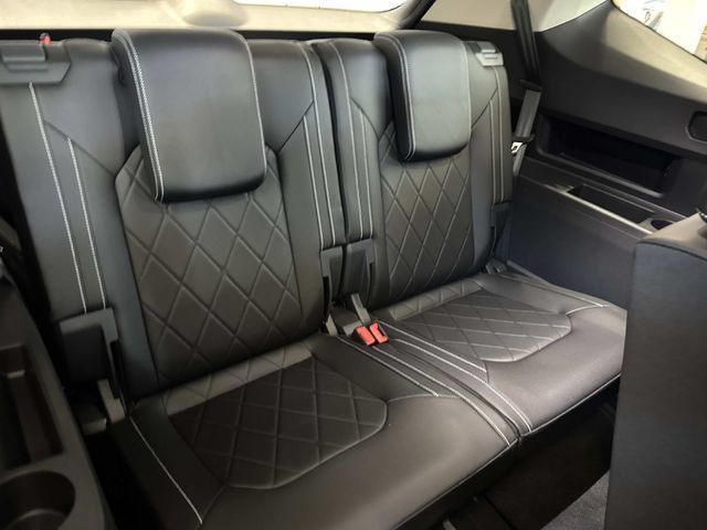New 2025 Volkswagen Atlas SEL Premium R-Line AWD/4WD image 27