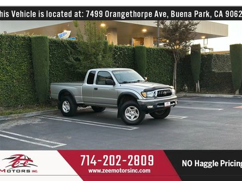 Used 2002 Toyota Tacoma PreRunner image 2