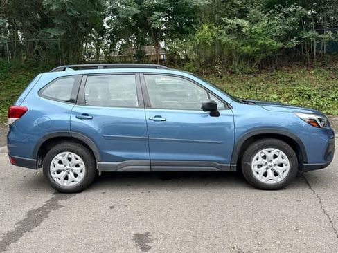 Certified 2021 Subaru Forester AWD/4WD image 3