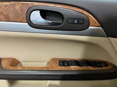 Used 2012 Buick Enclave Leather AWD/4WD image 15