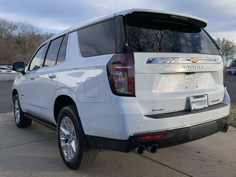 Used 2021 Chevrolet Tahoe Premier w/ Premium Package image 25