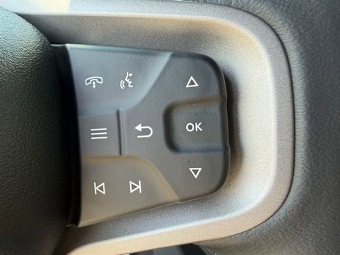 New 2025 Ford Bronco Badlands image 18