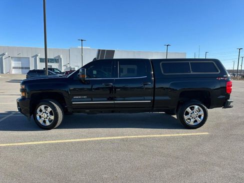 Used 2019 Chevrolet Silverado 2500 LTZ w/ Duramax Plus Package image 2