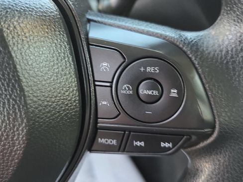 Used 2026 Toyota Corolla LE FWD image 28