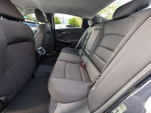 Used 2023 Chevrolet Malibu LT FWD image 17