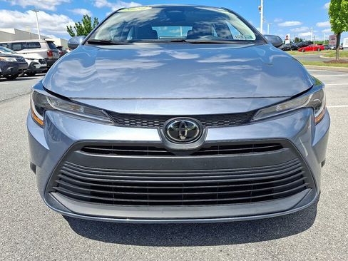 Used 2024 Toyota Corolla LE FWD image 3
