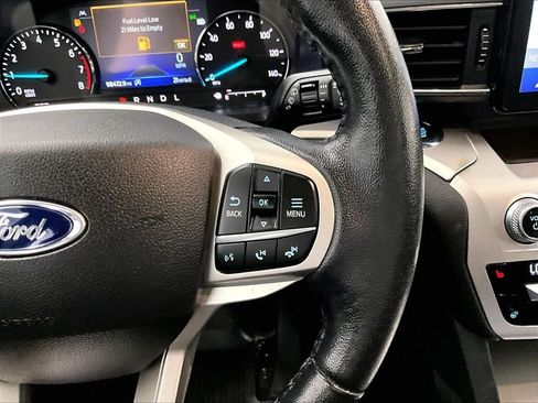 Used 2021 Ford Explorer XLT w/ Equipment Group 202A AWD/4WD image 25
