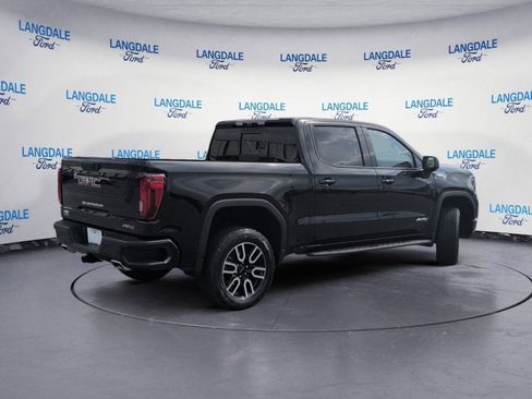 Used 2025 GMC Sierra 1500 AT4 w/ AT4 Premium Package image 4