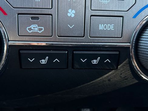 Used 2018 Toyota Tundra Limited w/ Limited Premium Package image 35