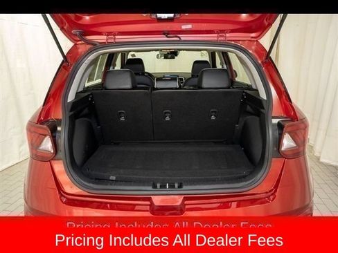 Used 2024 Hyundai Venue Limited FWD image 5